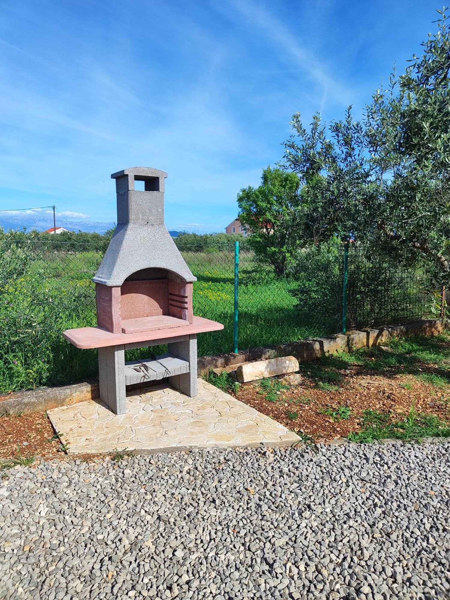 'Olive Grove' Camping House-Near The Beach Divulje エクステリア 写真
